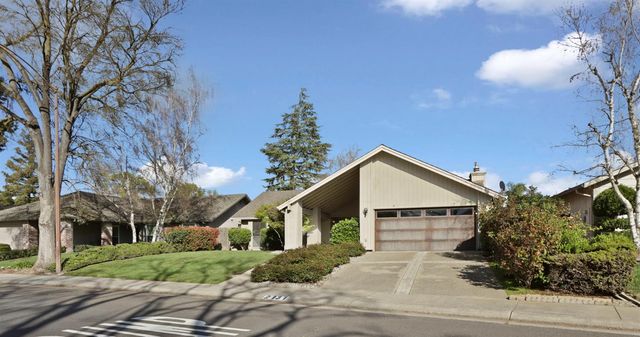 2131 Canyon Creek Dr, Stockton, CA 95207