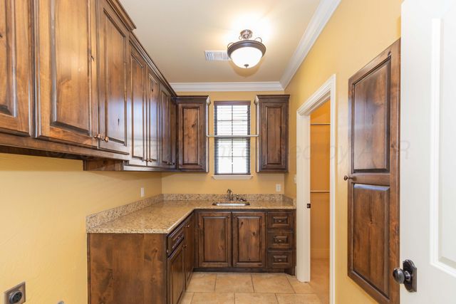 3 COUNTRY CLUB Drive, Amarillo, TX 79124