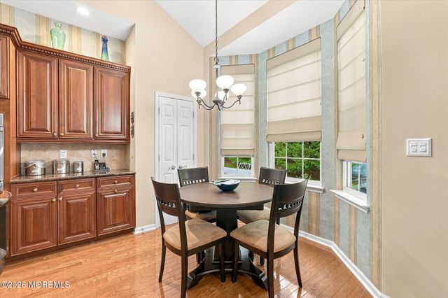 26 Pond View Circle, Barnegat, NJ 08005