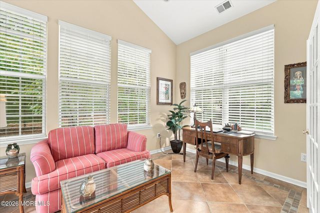 26 Pond View Circle, Barnegat, NJ 08005