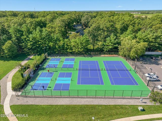 26 Pond View Circle, Barnegat, NJ 08005