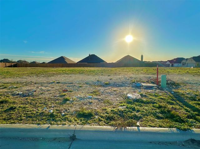 704 Broken Bow Lane, Cleburne, TX 76033