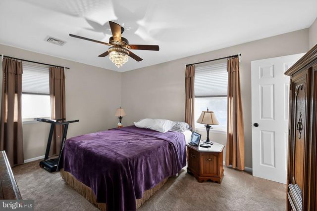 6415 TAUNTON RD, Harrisburg, PA 17111