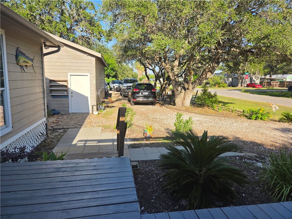 401 N 11th St, Fulton, TX 78358 — photo 5