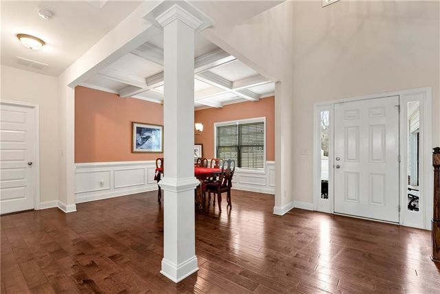 3504 Laurel River Point, Gainesville, GA 30504