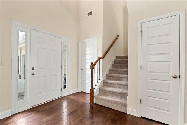 3504 Laurel River Point, Gainesville, GA 30504