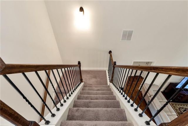 3504 Laurel River Point, Gainesville, GA 30504