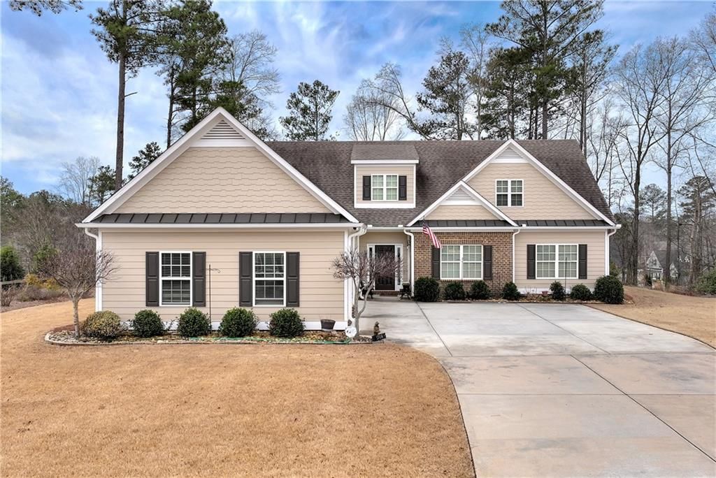 3504 Laurel River Point, Gainesville, GA 30504