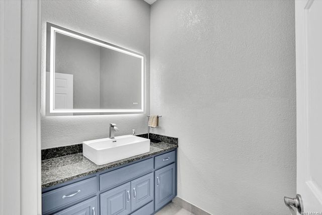 22630 E Range, San Antonio, TX 78255