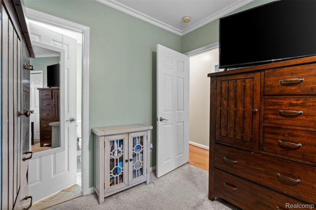 22107 Fresard Street, St. Clair Shores, MI 48080