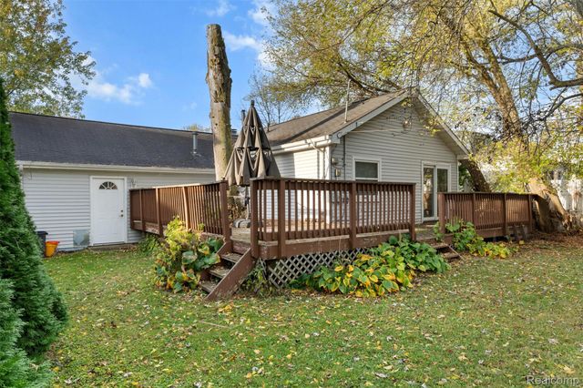 22107 Fresard Street, St. Clair Shores, MI 48080