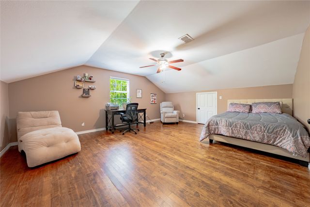 458 Cherokee Cove . Drive, Jacksonville, TX 75766