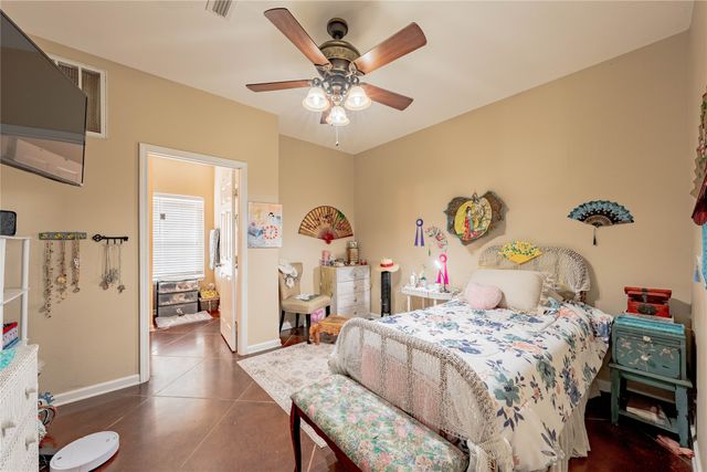 458 Cherokee Cove . Drive, Jacksonville, TX 75766