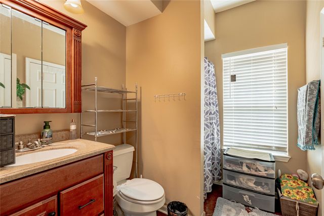 458 Cherokee Cove . Drive, Jacksonville, TX 75766
