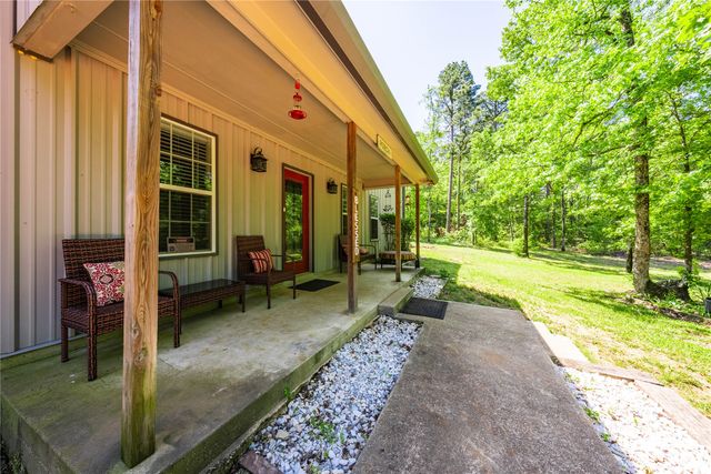 458 Cherokee Cove . Drive, Jacksonville, TX 75766