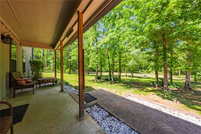 458 Cherokee Cove . Drive, Jacksonville, TX 75766