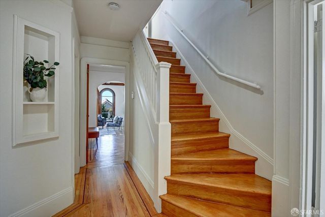 301 Santa Ana Avenue, San Francisco, CA 94127