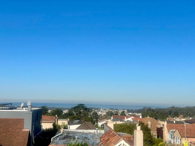 301 Santa Ana Avenue, San Francisco, CA 94127