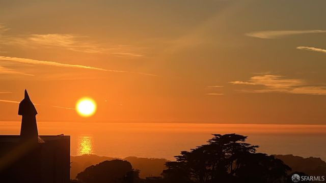 301 Santa Ana Avenue, San Francisco, CA 94127