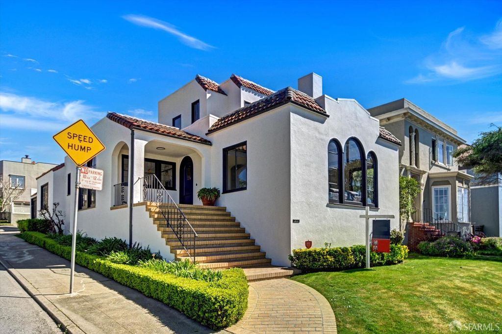 301 Santa Ana Avenue, San Francisco, CA 94127