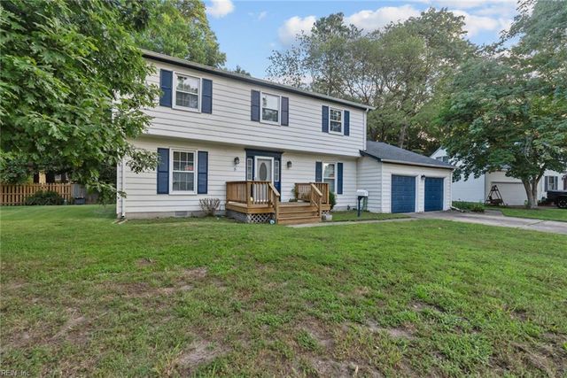 6 Blackwater LN, Hampton, VA 23669