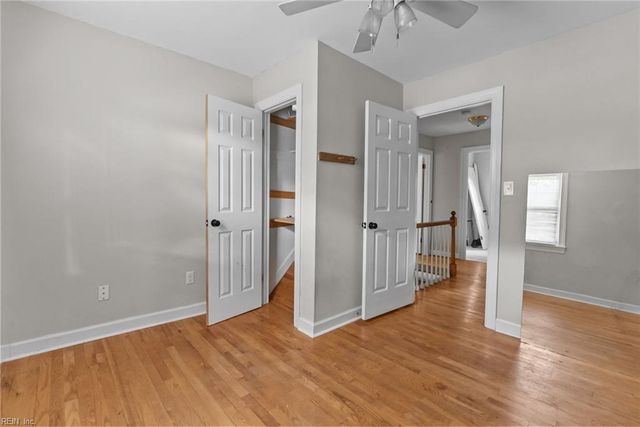 6 Blackwater LN, Hampton, VA 23669