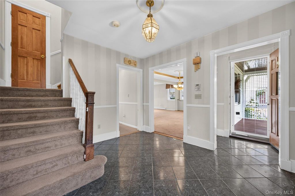 116 5th Street, Garden City, NY 11530 — photo 4