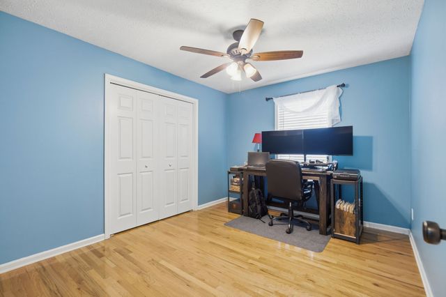 712 N Woodson Rd, Clarksville, TN 37043