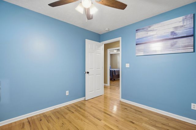 712 N Woodson Rd, Clarksville, TN 37043