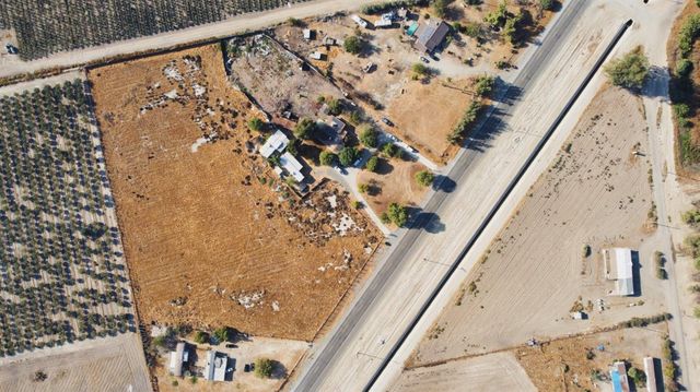 7880 S Mcmullin Grade, Fresno, CA 93706