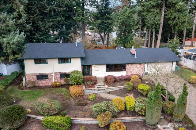 29820 6th Avenue S, Federal Way, WA 98003