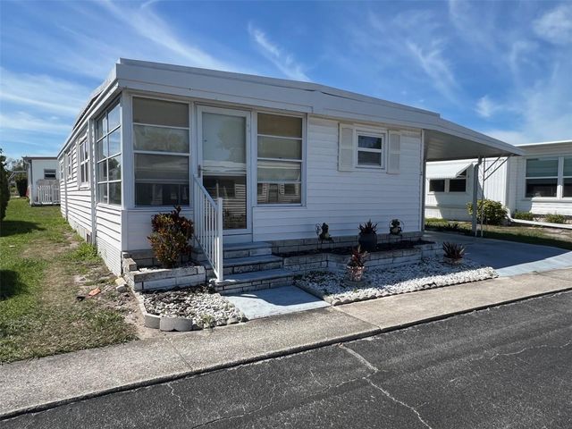 37 PINDO PALM STREET E, Largo, FL 33770