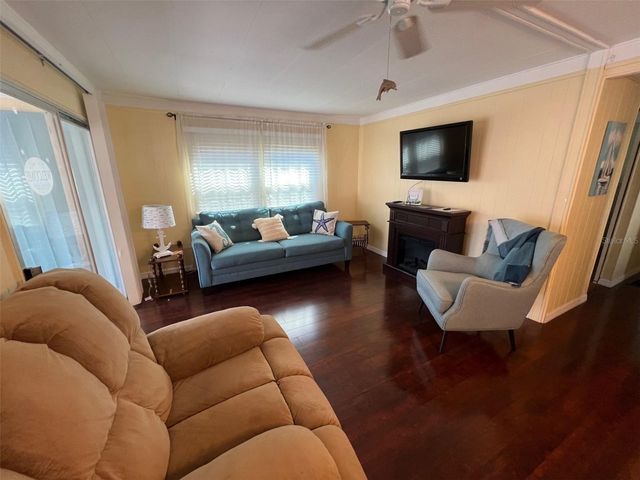 37 PINDO PALM STREET E, Largo, FL 33770