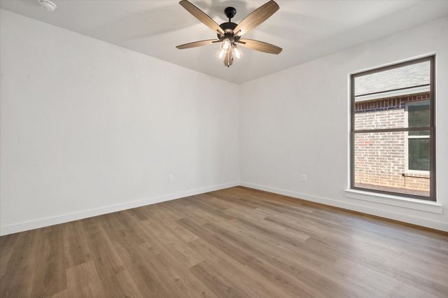 604 E 22nd Street, Wolfforth, TX 79382