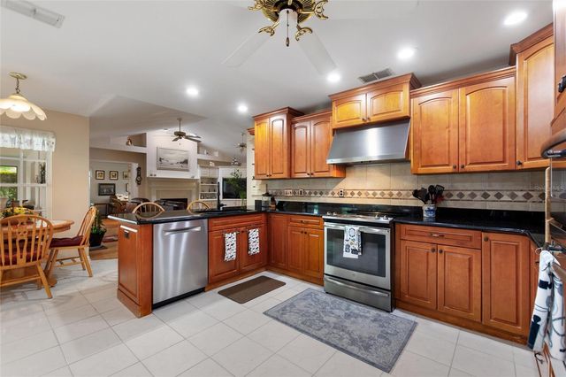 5521 EMERALD RIDGE BOULEVARD, Lakeland, FL 33813
