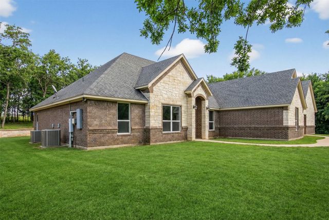 306 Garden Court, Springtown, TX 76082