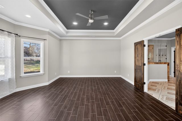 306 Garden Court, Springtown, TX 76082