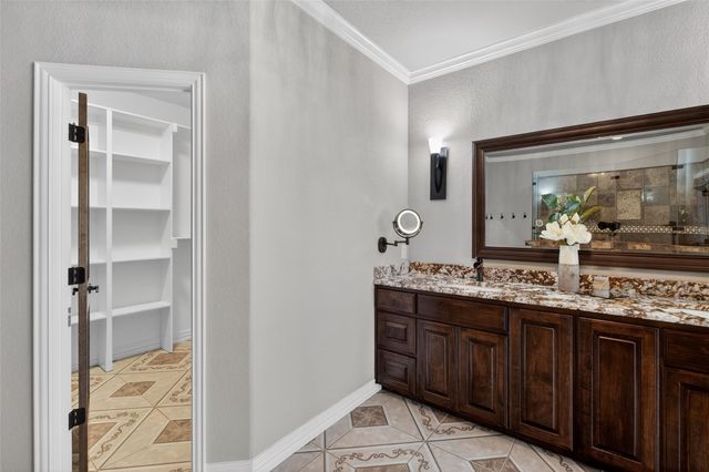 306 Garden Court, Springtown, TX 76082