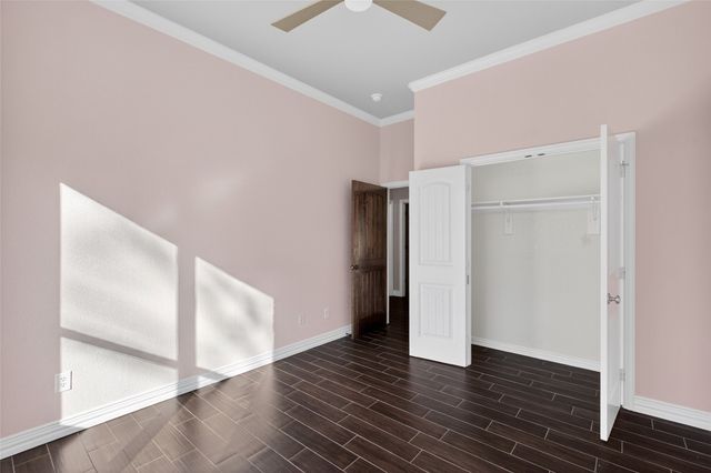 306 Garden Court, Springtown, TX 76082