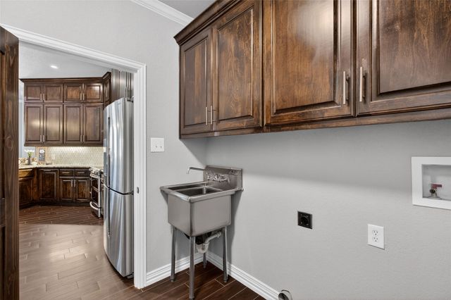 306 Garden Court, Springtown, TX 76082