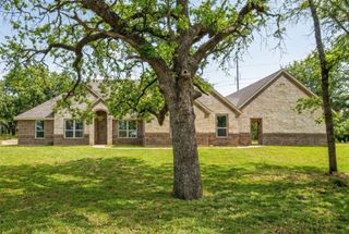 306 Garden Court, Springtown, TX 76082