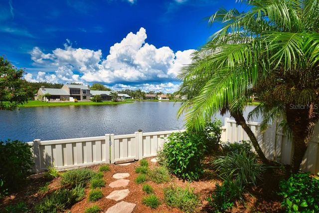 903 SAN CARLOS AVENUE NE, St Petersburg, FL 33702