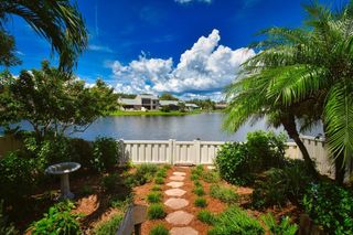903 SAN CARLOS AVENUE NE, St Petersburg, FL 33702