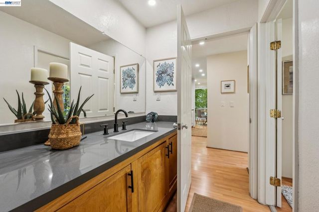 2700 Le Conte Ave 406, Berkeley, CA 94709