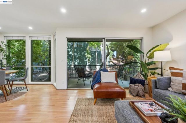 2700 Le Conte Ave 406, Berkeley, CA 94709