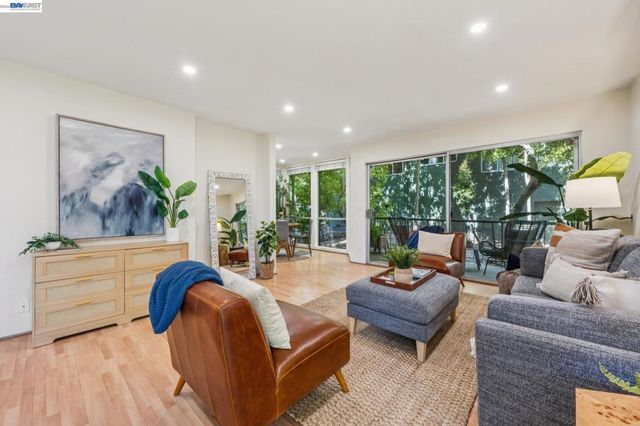 2700 Le Conte Ave 406, Berkeley, CA 94709