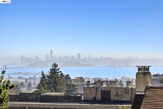 2700 Le Conte Ave 406, Berkeley, CA 94709