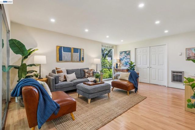 2700 Le Conte Ave 406, Berkeley, CA 94709