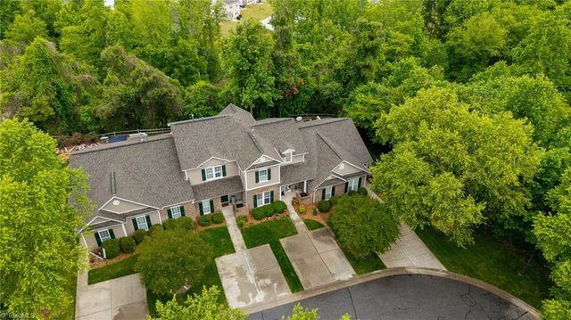 5757 Fox Ridge Lane, Winston-salem, NC 27104