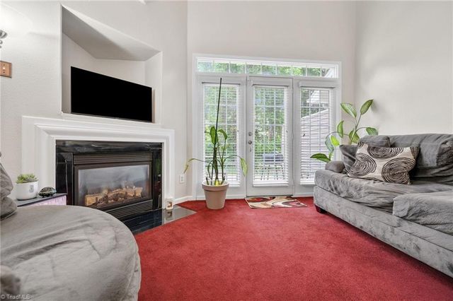 5757 Fox Ridge Lane, Winston-salem, NC 27104